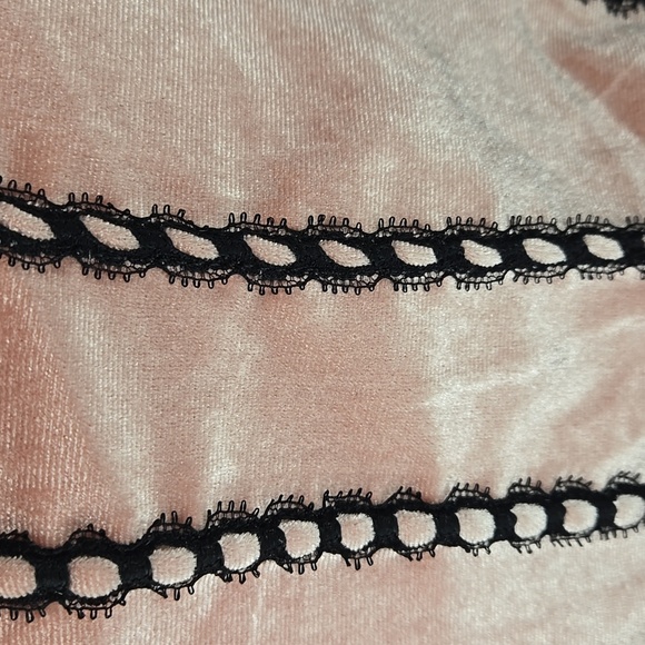 Gothic Babydoll Velvet Corset Top W Cross M-XL - Picture 6 of 7